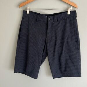 TRAVIS MATHEW MENS BECK PERFORMANCE GOLF SHORTS 32 WAIST